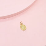 Dije Virgen de Guadalupe ovalada Acero