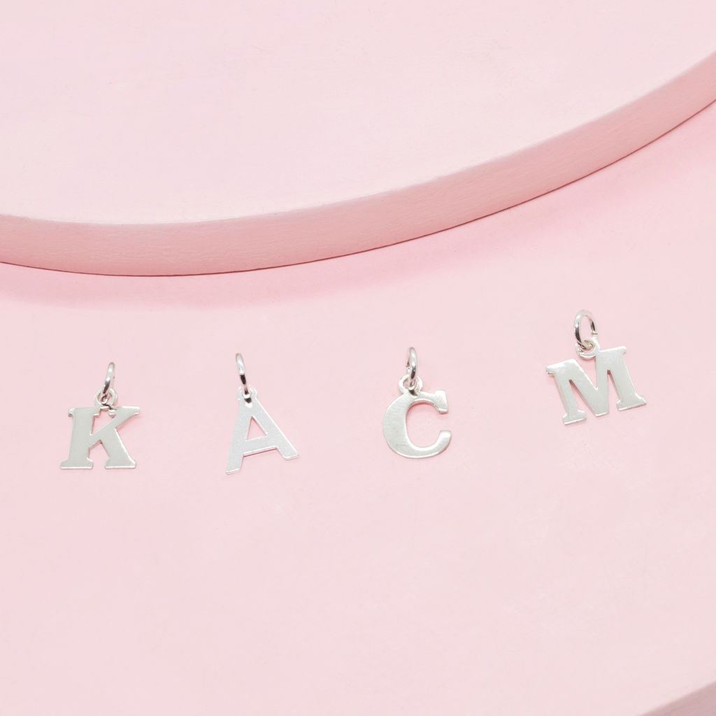 letras pl Dije Letras plata - Imagen 1